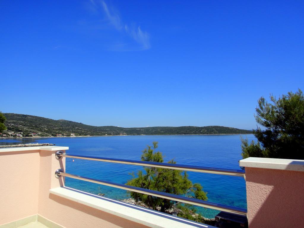 Apartments Blu Mare Sevid Ngoại thất bức ảnh