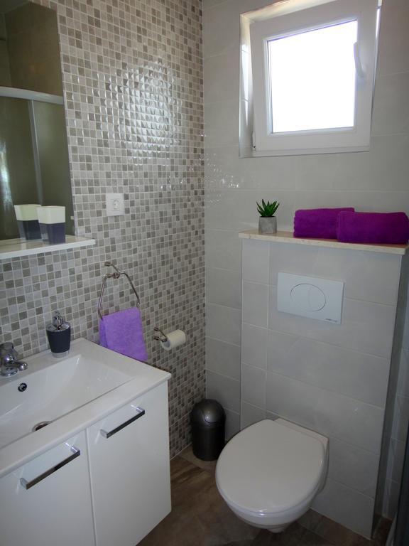 Apartments Blu Mare Sevid Ngoại thất bức ảnh