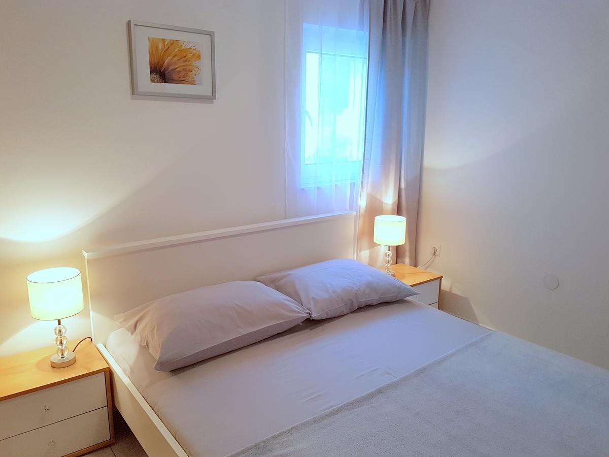 Apartments Blu Mare Sevid Ngoại thất bức ảnh