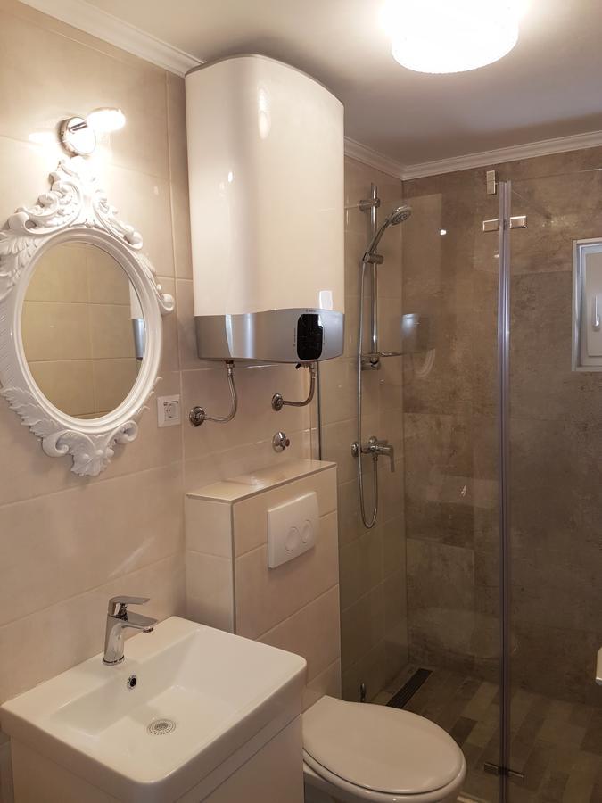 Apartments Blu Mare Sevid Ngoại thất bức ảnh